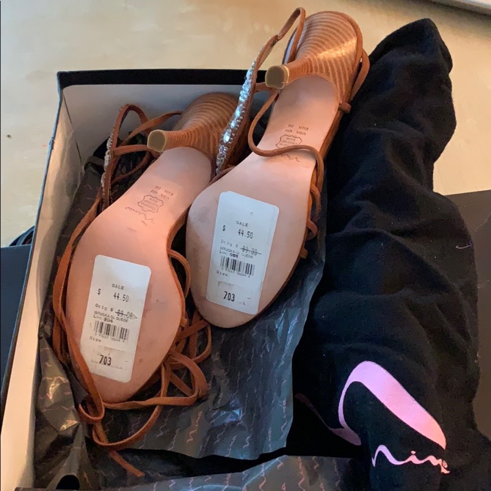 Ankle wrap heels. (Unworn)